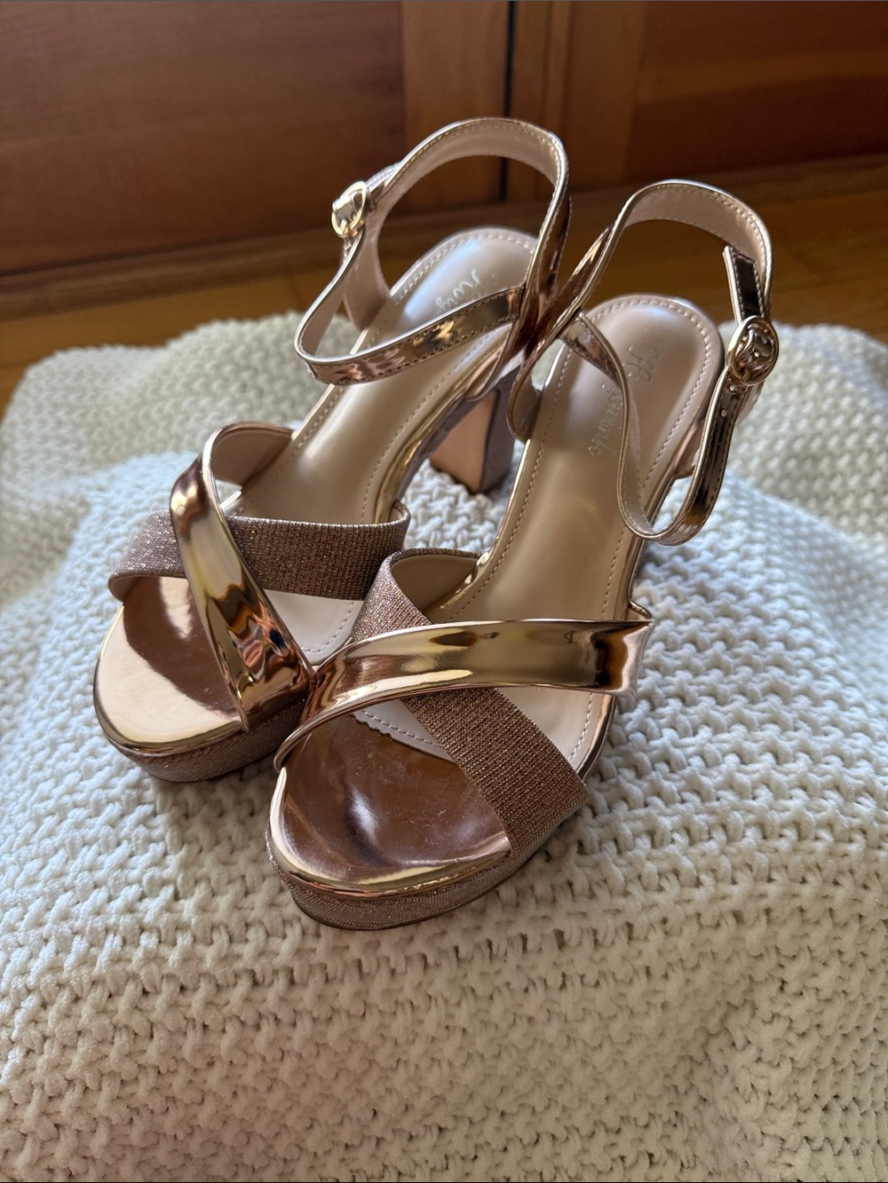 Seychelles Rose Gold Metallic Platform Ankle-Strap Sandals